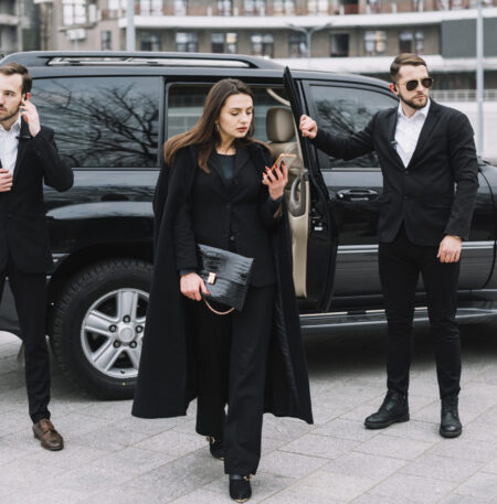how to choose right luxury car for event